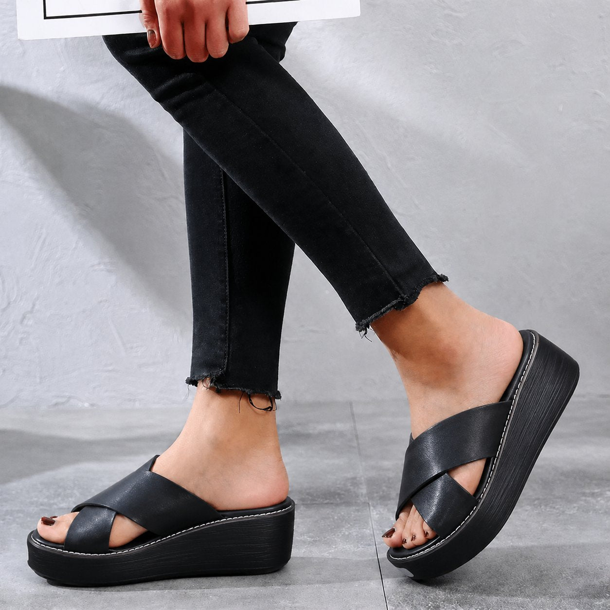 Women's Cushioned X-Strap Slip-On Flat Sandals - Black