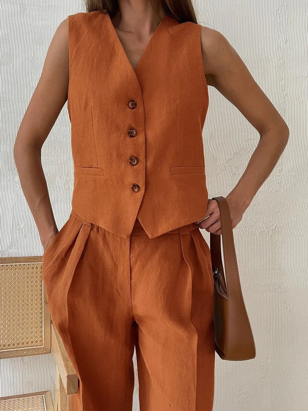 Women's Linen Blend Buttoned Vest Wide-Leg Pleated Pants Two-Piece Set
