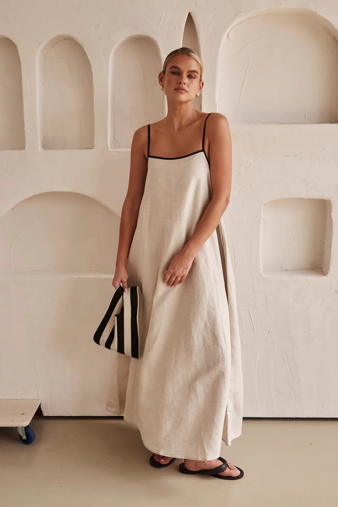 Women's Linen-Blend Trapeze Maxi Dress Adjustable Straps Side Pockets