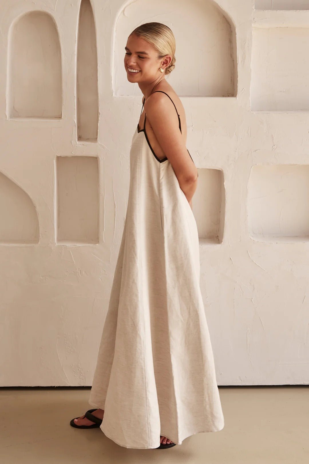 Women's Linen-Blend Trapeze Maxi Dress Adjustable Straps Side Pockets
