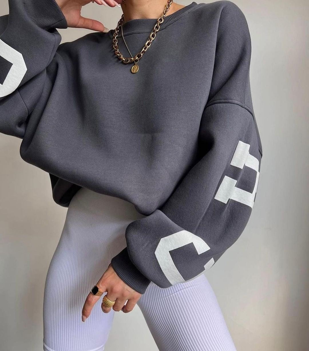 Women's Oversized Fleece-Lined Varsity Graphic Crewneck Sweatshirt - Grey