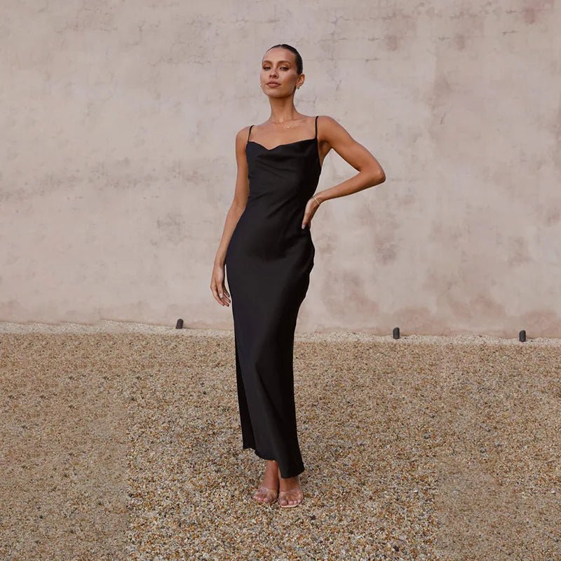 Women's Satin Open-Back Body-Con Spaghetti Strap Maxi Dress - Schwarz